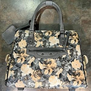 Excellent Bag on wheels for Travel or School Rolling Carry on or Laptop